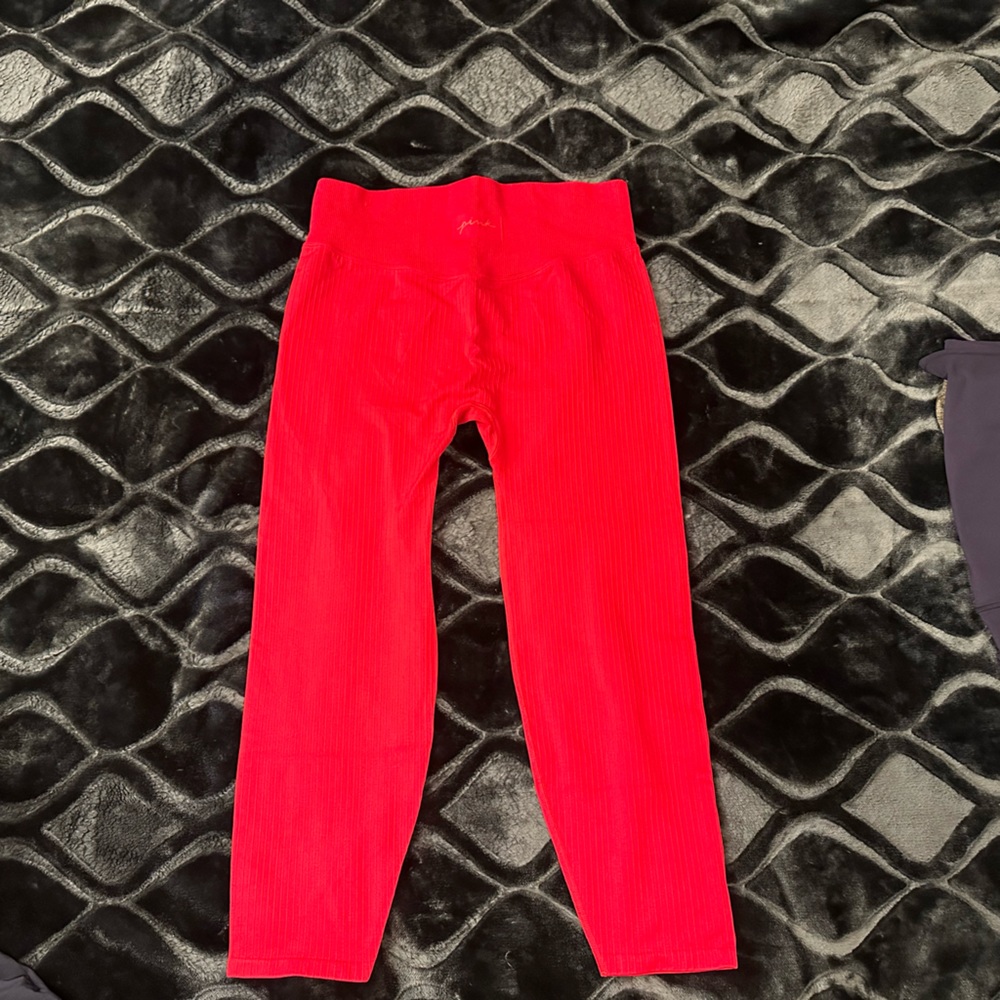 PINK Leggings